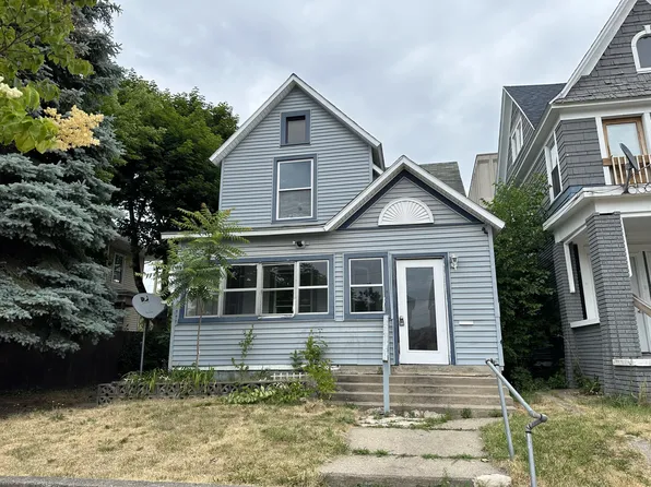 1166 Jefferson Ave SE, Grand Rapids, MI 49507