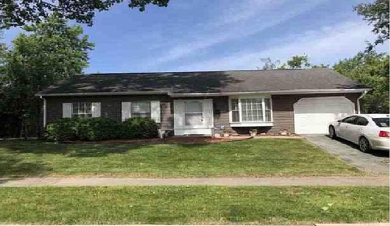 1st image of 22204 Belmont Rd