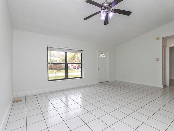 2nd image of 7315 W Willow Springs Circle W