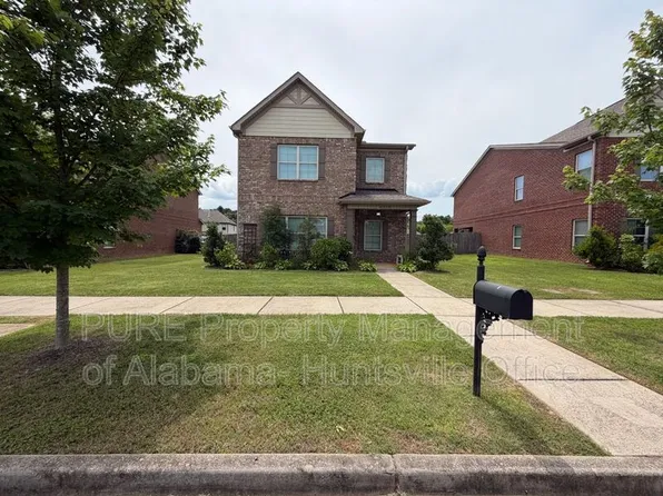 8313 Stillwater Cir NW, Huntsville, AL 35806
