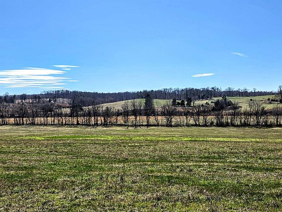 2nd image of 14 Fredericksburg Rd