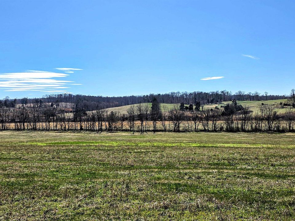 2nd image of 15 Fredericksburg Rd