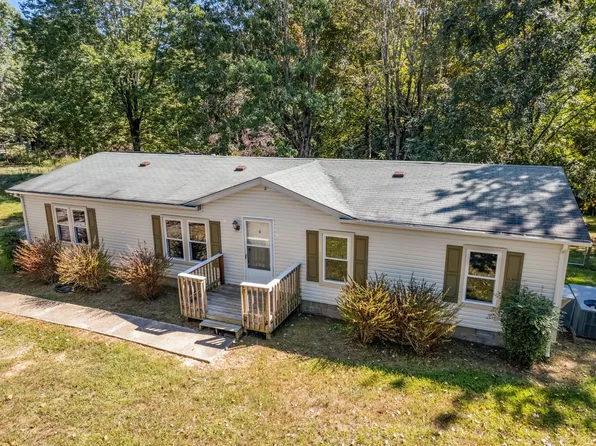 1462 Poplar Ridge Ln, Chapmansboro, TN 37035
