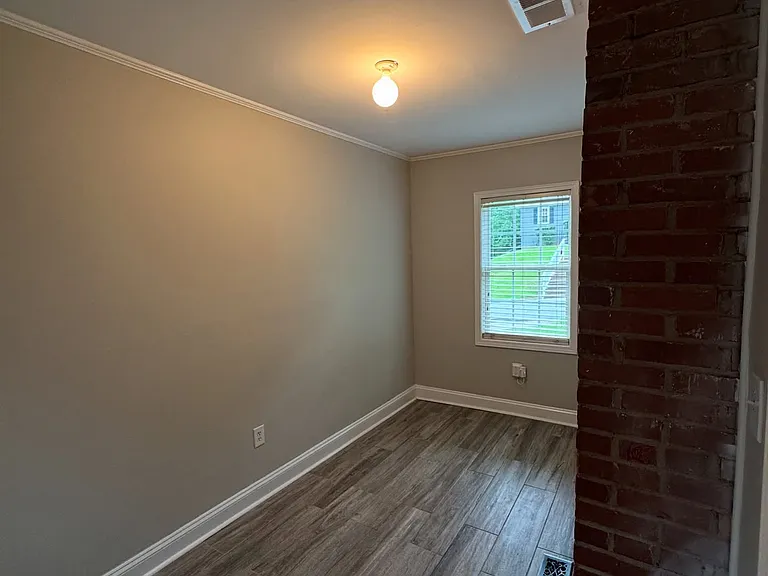 23 Paris View Dr — Photo 11