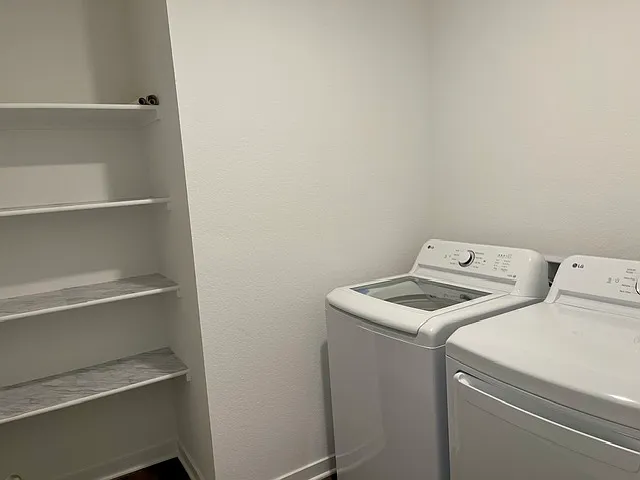 2586 Aaron Pl — Photo 15