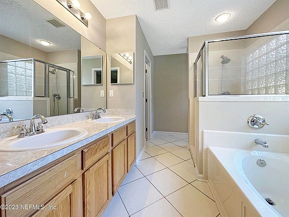 5th image of 12739 Black Angus Dr