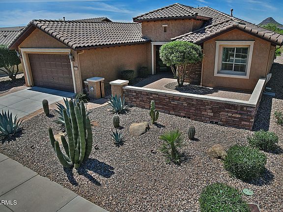 2nd image of 3456 N HAWTHORN Drive