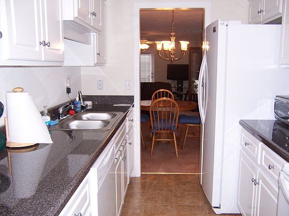 4th image of 153 Bay Meadows Dr SW