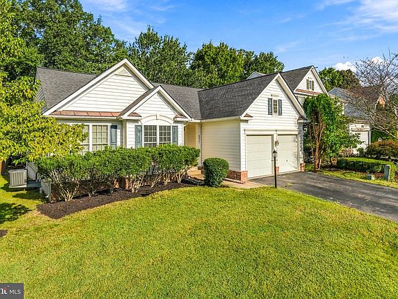 2nd image of 35227 Balmoral Dr