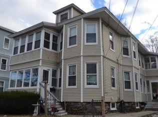 81 Dorchester St, Lawrence, MA 01843