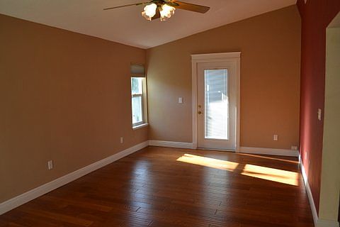 4th image of 804 Mockingbird Dr