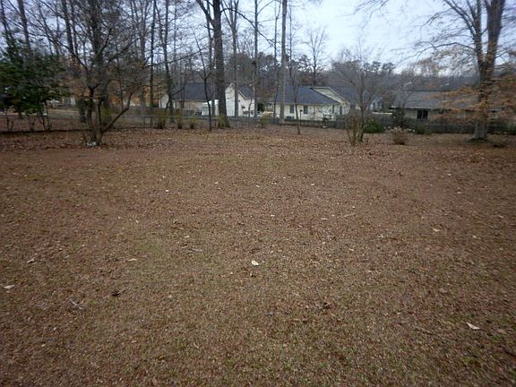 4th image of 132 Kathwood Dr