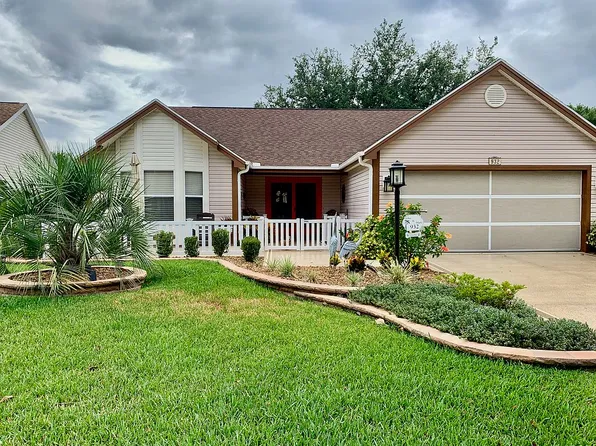 932 Ramos Dr, The Villages, FL 32159