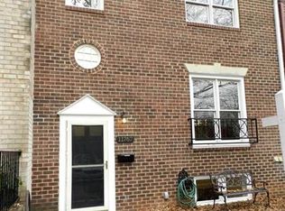 11767 N Shore Dr, Reston, VA 20190