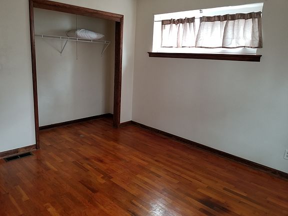 5th image of 564 N West End Blvd