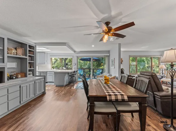 6942 Toluca Ln, Citrus Heights, CA 95621