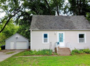 220 NE Lyman Rd, Topeka, KS 66608