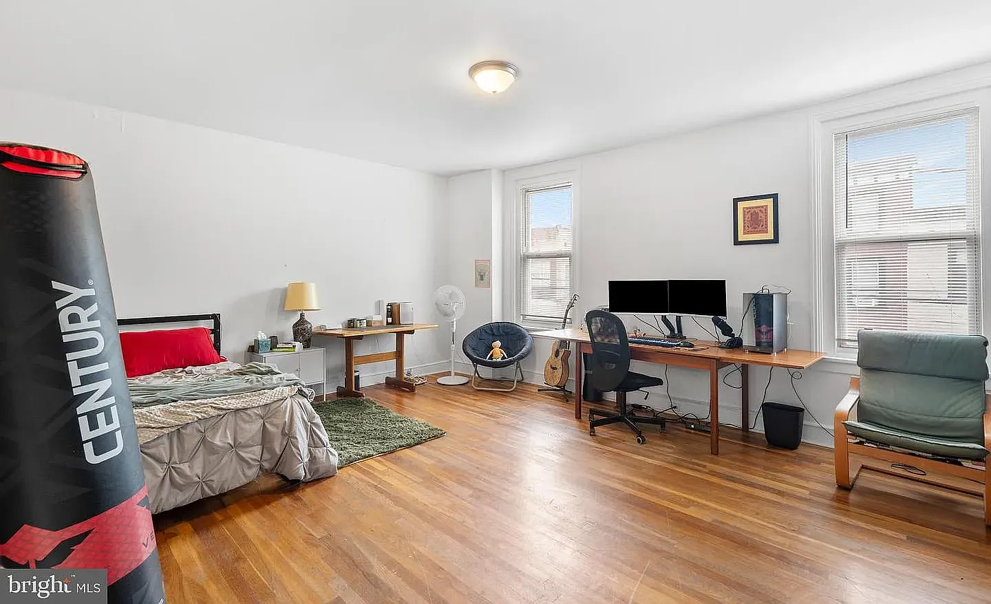4 bed, 2581 sqft, $3,300 — Photo 4