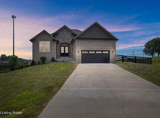153 Trystan Ct, Shepherdsville, KY 40165