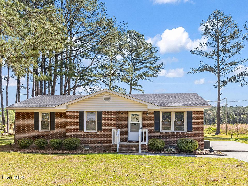 1st image of 212 Circle Drive