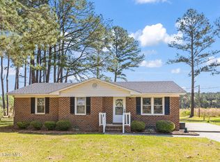 212 Circle Dr, Snow Hill, NC 28580