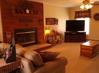 173 Pine Grove Ln, New Enterprise, PA 16664