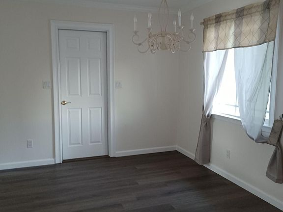 4th image of 1372 Mantelli Dr