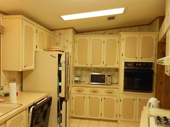 2nd image of 5637 Queensbury Blvd #43