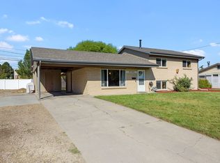 5790 S Sanford Dr, Murray, UT 84123
