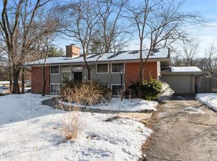 717 Lantern Ln, Saint Louis, MO