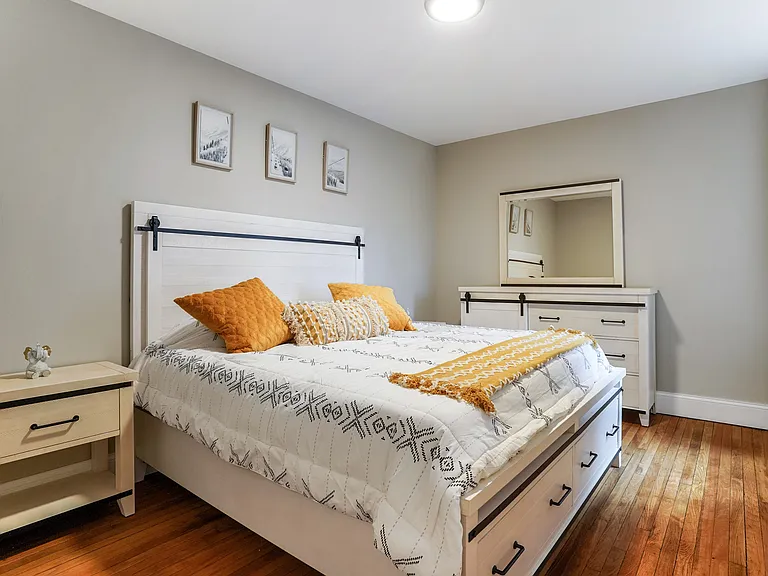 179 Babcock St — Photo 18