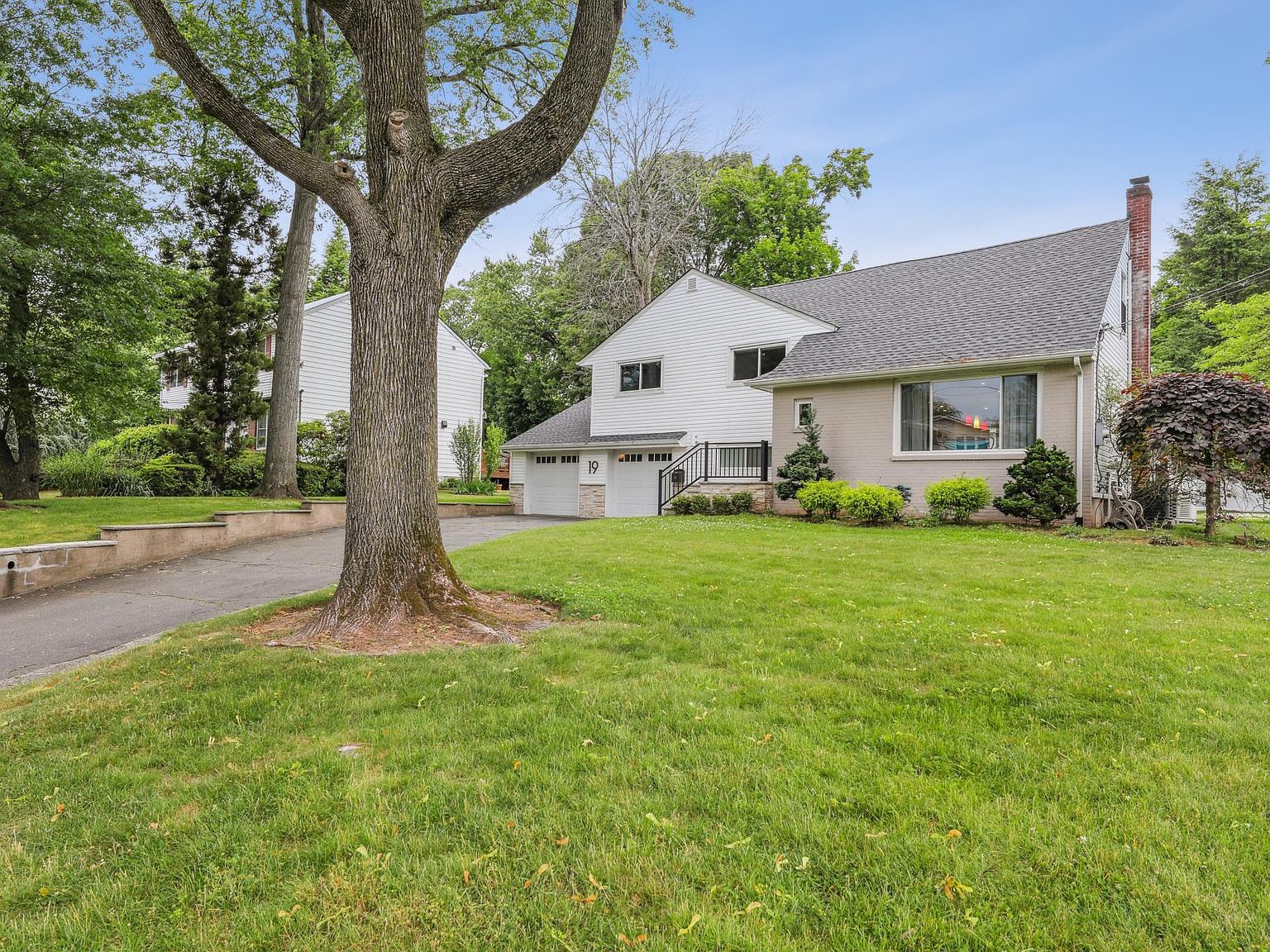 19 Center St, Cresskill, NJ 07626 Zillow