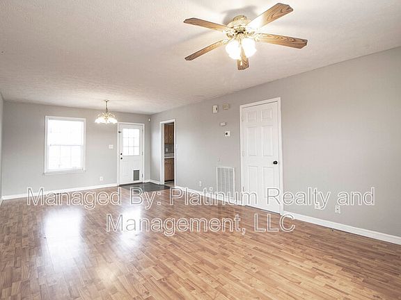2nd image of 728 Shetland Dr