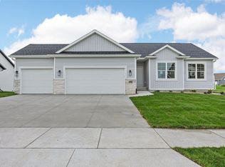 7006 Colpepper Dr SW, Cedar Rapids, IA 52404