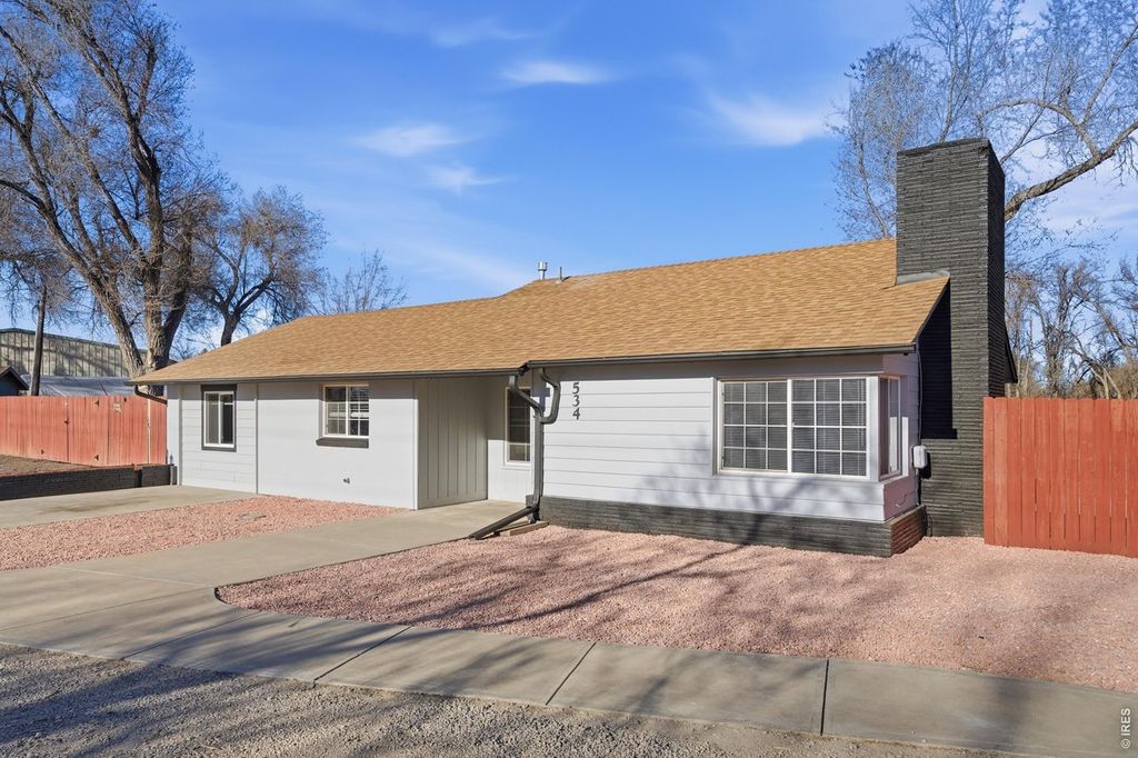 534 S Summit View Dr