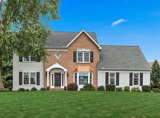 841 Stonebridge Dr, Lancaster, PA 17601