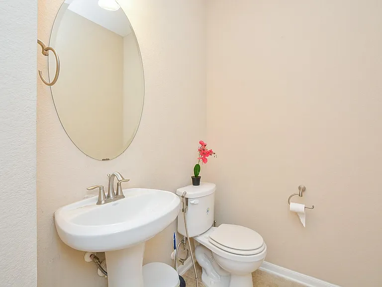 8019 Cheyenne Hills Trl — Photo 27