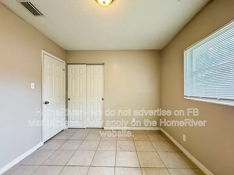 4407 Pompano Dr — Photo 16