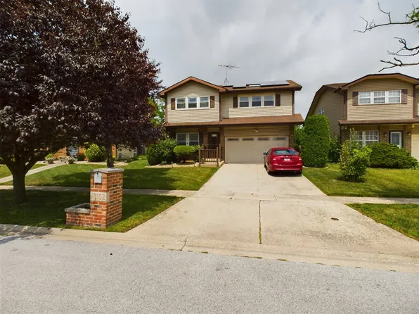 18152 Idlewild Dr, Country Club Hills, IL 60478