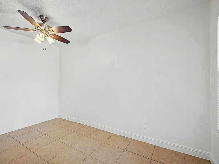 1515 E Reno Ave #A103 — Photo 13