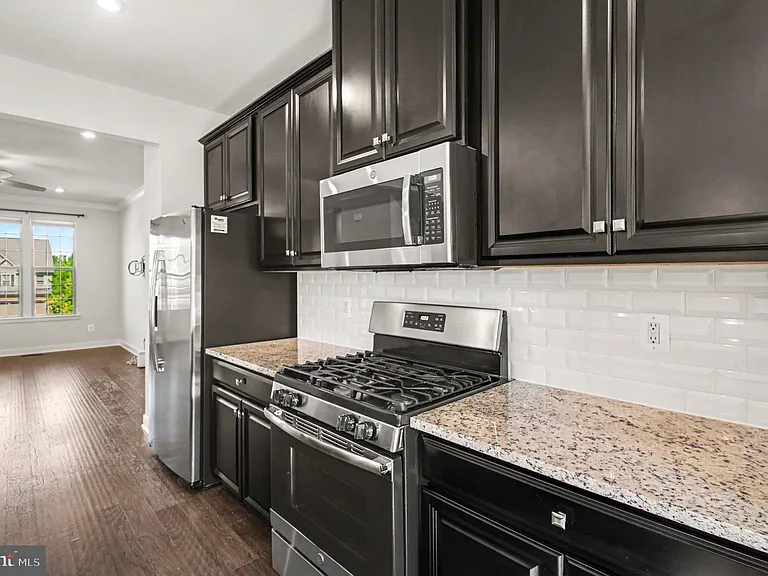 18143 Red Mulberry Rd — Photo 11