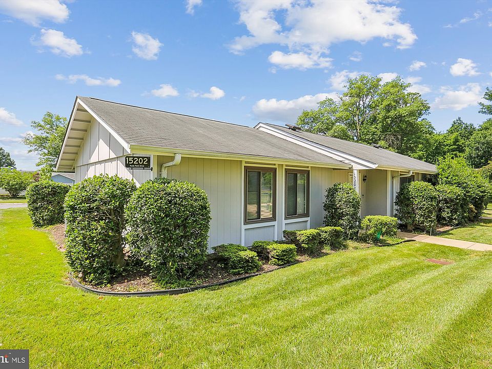 1st image of 15202 Hyde Park Dr #36-B