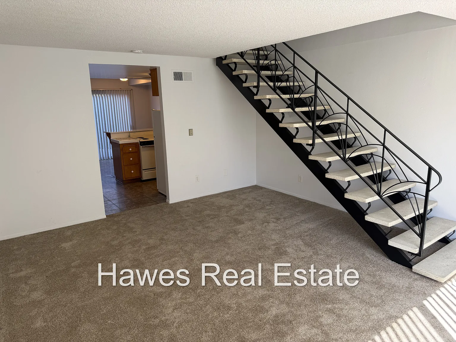 2 bed, 1.5 bath, 1100 sqft, $2,150 — Photo 3