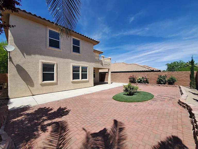 11077 Crystal Crest Ct — Photo 25