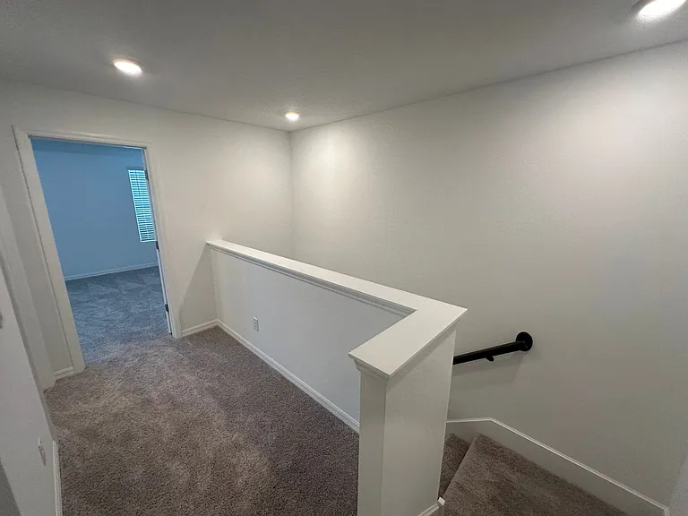 6541 Cyrils Dr — Photo 10