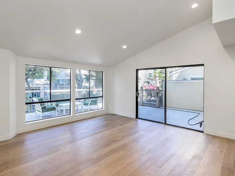 1234 S Westlake Blvd #A — Photo 3