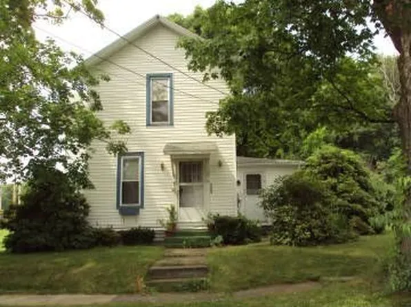 302 North St, Jamestown, PA 16134