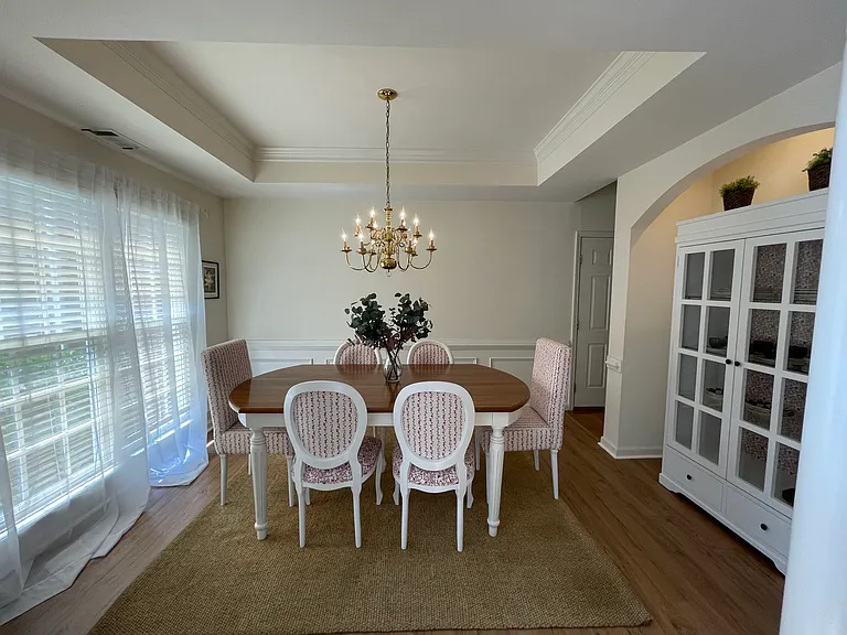 2036 Londonberry Ct — Photo 11