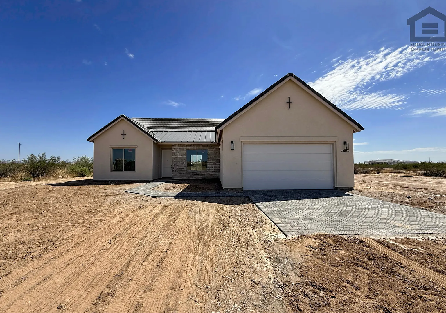 3bed/2bath House In North Surprise! Brand New! Never Lived In! 1 Acre Lot! — Photo 1