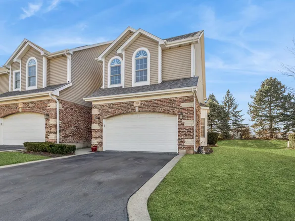 1029 W Bogey Ln, Palatine, IL 60067